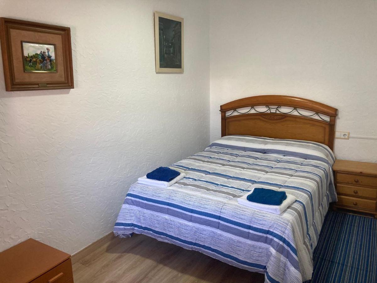 Habitacion En Casa Rural Particular El Palomar Villena Quarto foto